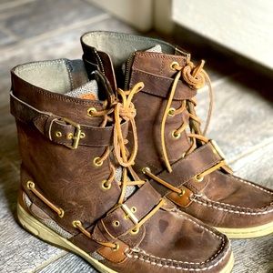 Womens Sperry Boots size 8
